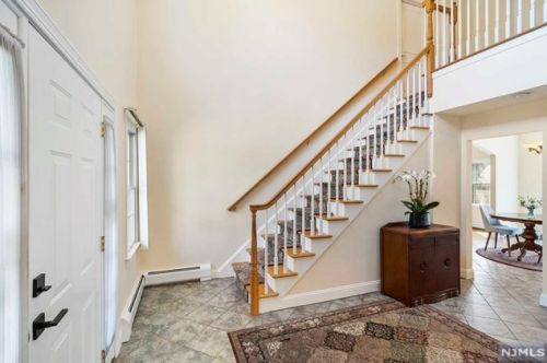 400 Closter Dock Rd, Closter, NJ 07624-3036