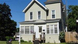 1701 5th St, Defreestville, NY 12144-1524
