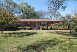103 Homestead Ct, Hendersonville, TN 37075-3604