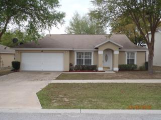 3845 Bayshore Cir, Tavares, FL 32778-9470