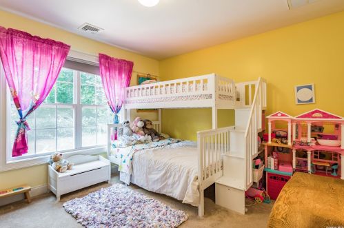 42 21st St, Huntington Station NY  11746-3259 exterior