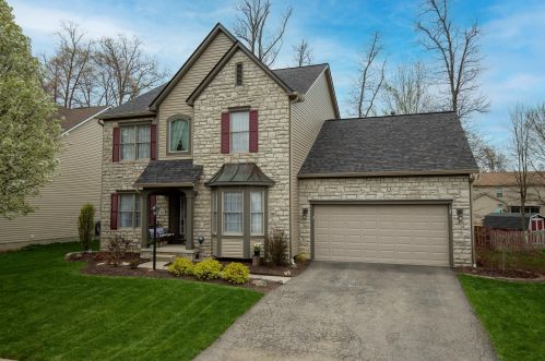 561 Fawnbrook Dr, Marysville, OH 43040-9378