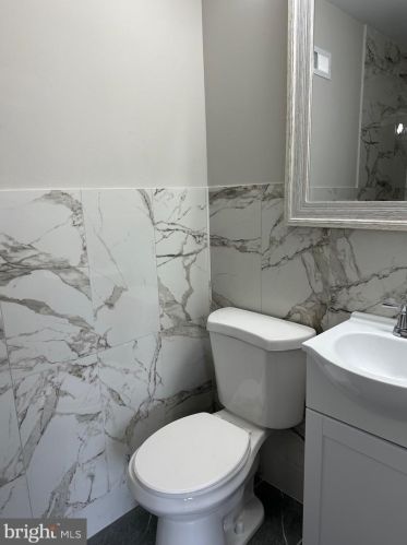 5142 8th St, Philadelphia PA  19120-3108 exterior