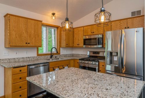 1411 3rd St, Princeton MN  55371-1572 exterior