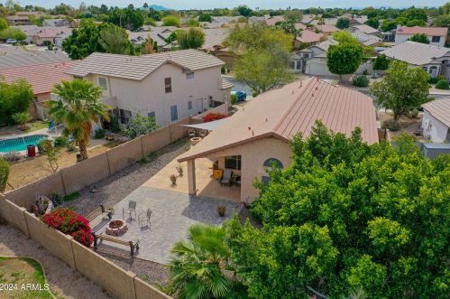 6428 Wahalla Ln, Glendale AZ 85308-5580 exterior