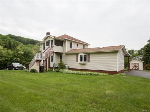 15 Derussey Ln, Cornwall, NY 12518-1017
