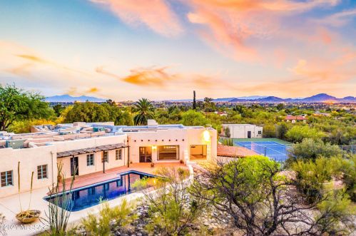 5055 Calle La Vela, Tucson, AZ 85718-4913