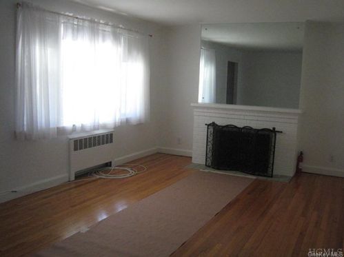 2 Argyle Rd, Rye Brook NY  10573-2110 exterior