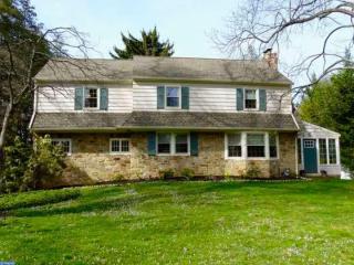 1206 Yardley Rd, Yardley PA  19067-7402 exterior