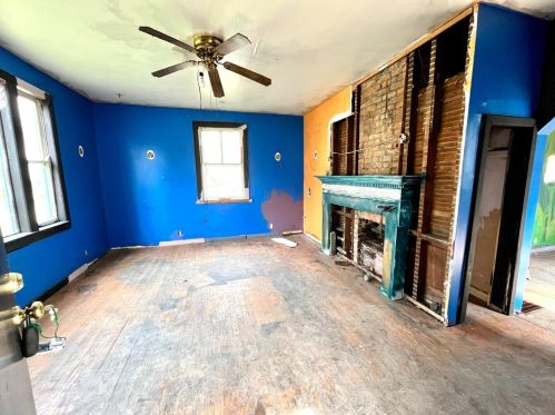 260 Avalon St, Cincinnati, OH 45216-1439