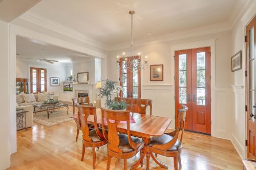 1521 Lindsey Creek Dr, Mount Pleasant SC  29466-8393 exterior