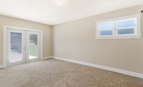 107 Tropic Ct, Fort Pierce FL  34946-1257 exterior