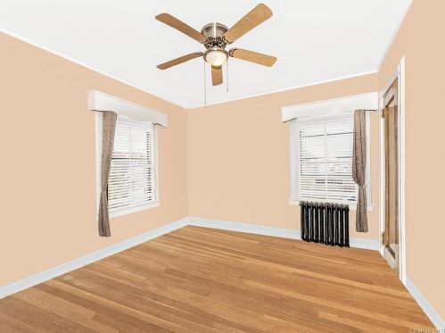 4043 Seton Ave, Bronx NY  10466-2332 exterior