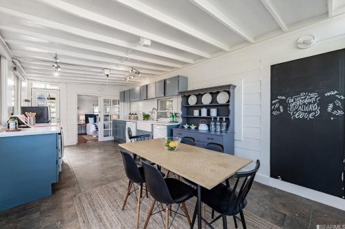 1091 67th St, Oakland CA 94608-1211 exterior