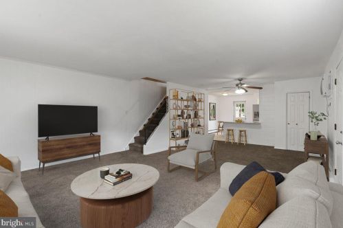 647 Linda Ln, Norristown, PA 19401-3522