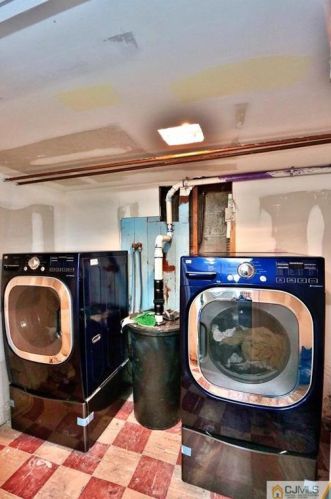 16 Dayton Cres, Bernardsville NJ  07924-2704 exterior