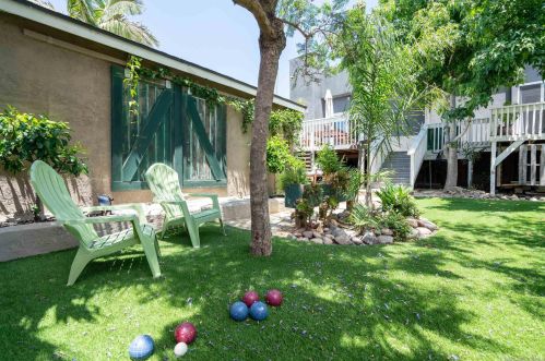 1558 Burton St, San Diego CA 92111-7044 exterior