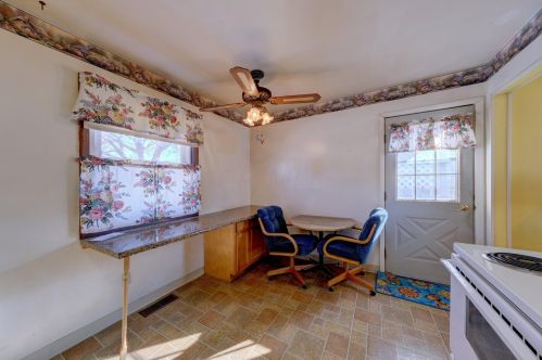 490 Toledo Ave, Marion OH  43302-2145 exterior