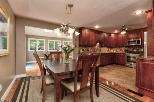 25 Cedar Rd, Skyline Lakes NJ  07456-1811 exterior