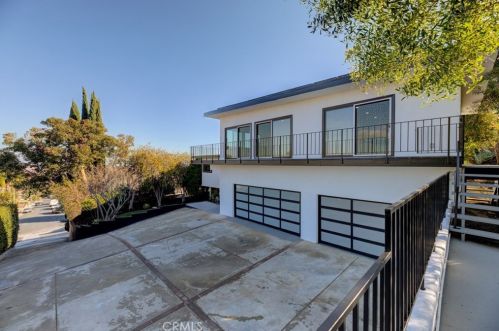 2146 Toscanini Dr, Rancho Palos Verdes CA  90275-1420 exterior