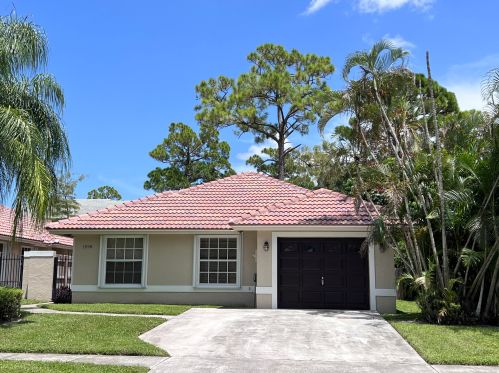 1598 Hawthorne Pl, West Palm Beach, FL 33414-8695