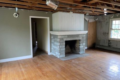 2 High Ridge Grv, Brookfield Center, CT 06804-3511
