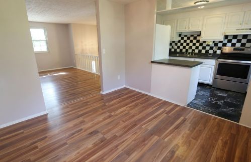 6120 Spicewood Ave, Florence KY  41042-1330 exterior