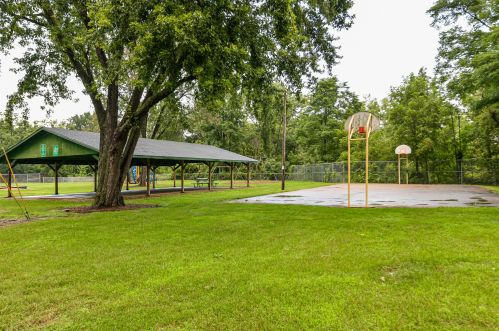 11218 10 Ave, Kenosha WI 53158-5264 exterior