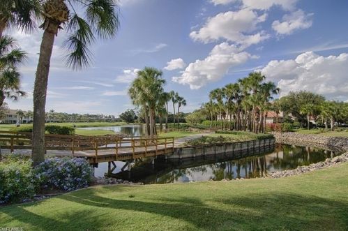 1680 Winding Oaks Way, Naples FL  34109-0428 exterior
