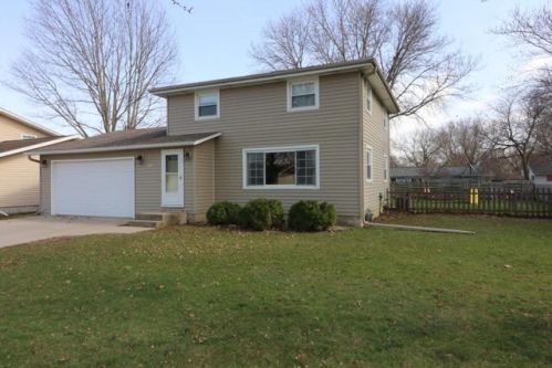 228 6th St, Spencer, IA 51301-6238