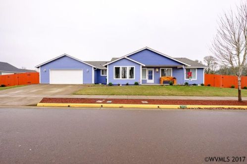 326 Jadon Dr, Lebanon, OR 97355-1688