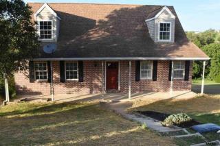 151 High St, Cross Roads, PA 17322-9031