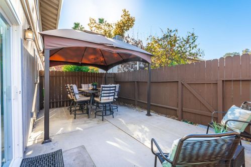 7434 Ranch Ave, Citrus Heights CA  95610-7462 exterior