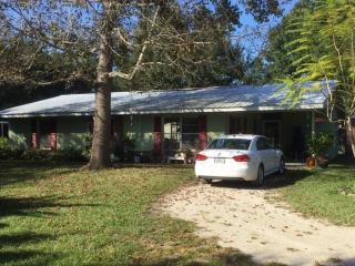 1855 Eucalyptus Ave, Arcadia, FL 34266-5408