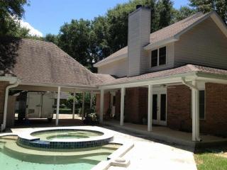10394 Old Dairy Ln, Pensacola, FL 32534-1318