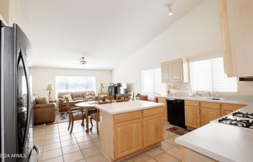 4109 Escuda Dr, Glendale AZ  85308-7410 exterior