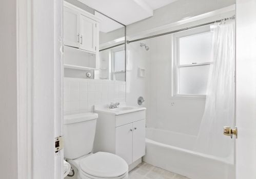 38 Circuit St, Medford MA  02155-3644 exterior