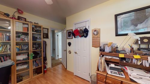 710 Stewart Ave, Bethpage NY  11714-2715 exterior