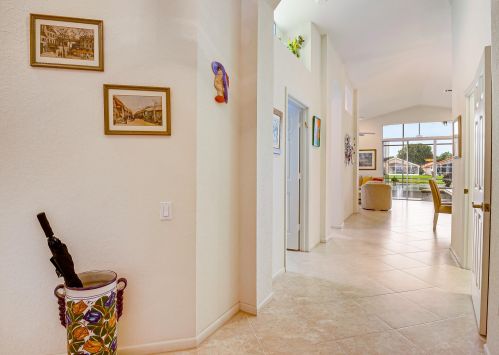 5057 Polly Park Ln, Boynton Beach, FL 33437-1600