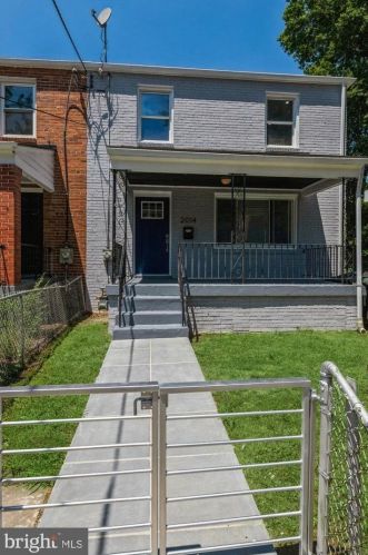 2014 Ridge Pl, Washington, DC 20020-4629