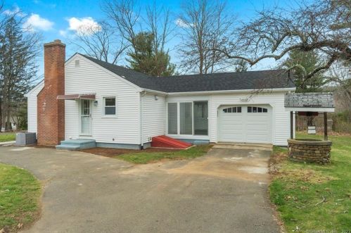 12 Clear Lake Rd, North Branford CT  06471-1574 exterior