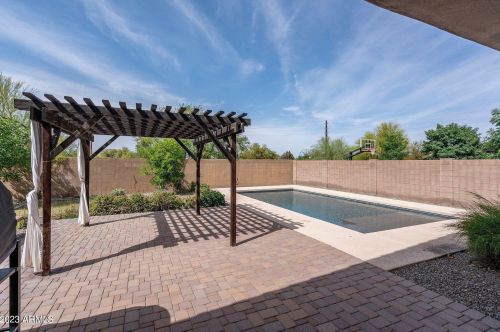 3948 Strawberry Dr, Gilbert AZ  85298-3703 exterior