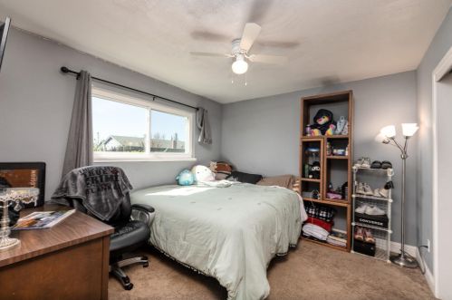 1412 Cottonwood St, Woodland CA  95695-5167 exterior