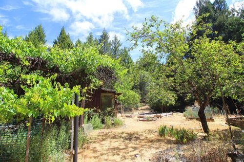 21451 Orr Springs Rd, Ukiah, CA 95482-9050