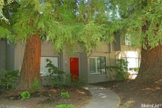 2323 Swarthmore Dr, Sacramento, CA 95825-6868