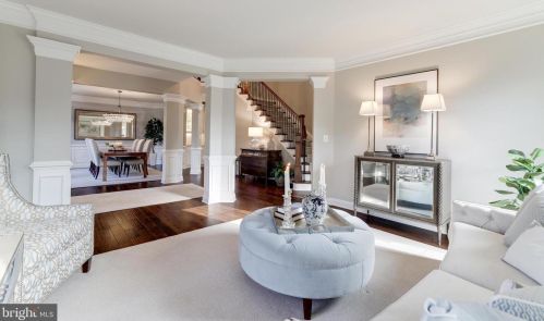 18506 Pelicans Nest Way, Leesburg VA  20176-3963 exterior