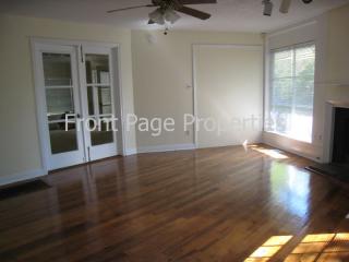 1601 Shoal Creek Blvd, Austin TX  78701-1033 exterior