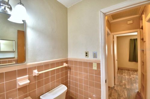 303 Raymond Ave, West Frost Proof FL  33843-9431 exterior