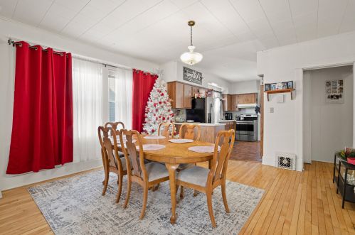 237 Union St, Waukesha WI  exterior