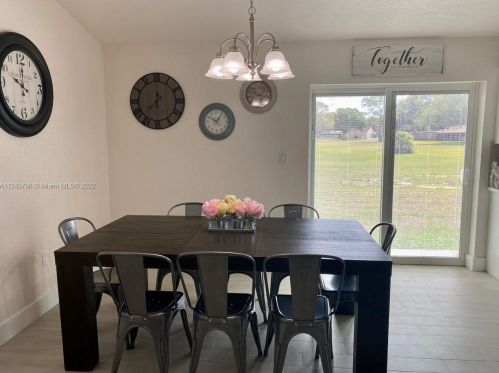 417 Cherry Tree Dr, Sebring FL  33876-6166 exterior
